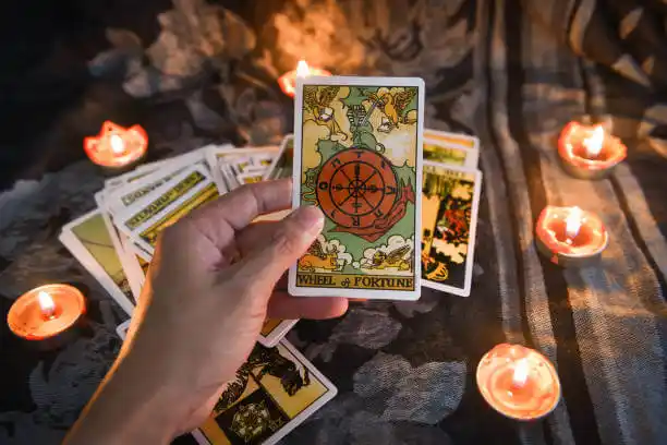 tarot cards Cloverly